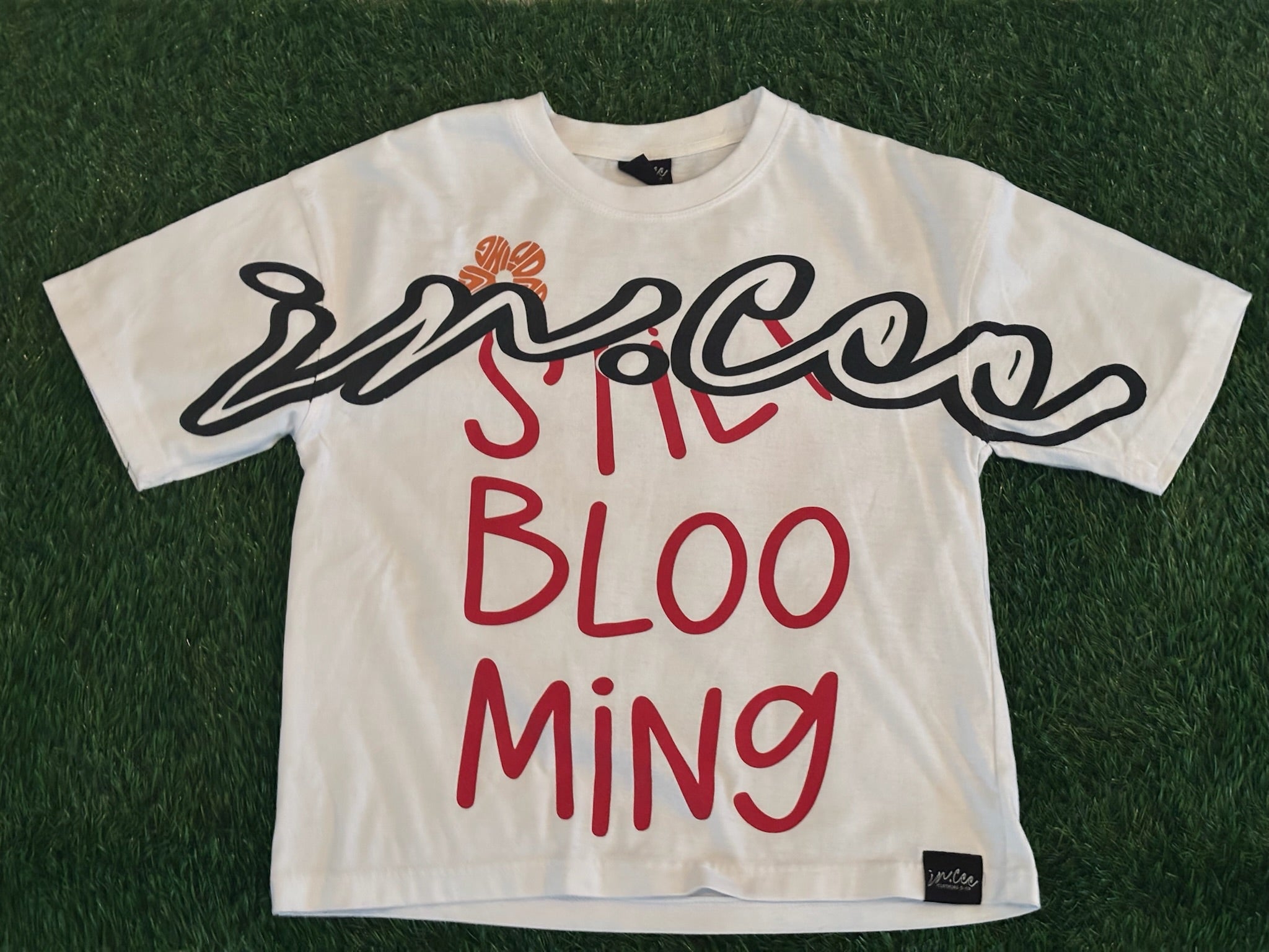 Still Blooming Tee (White)
