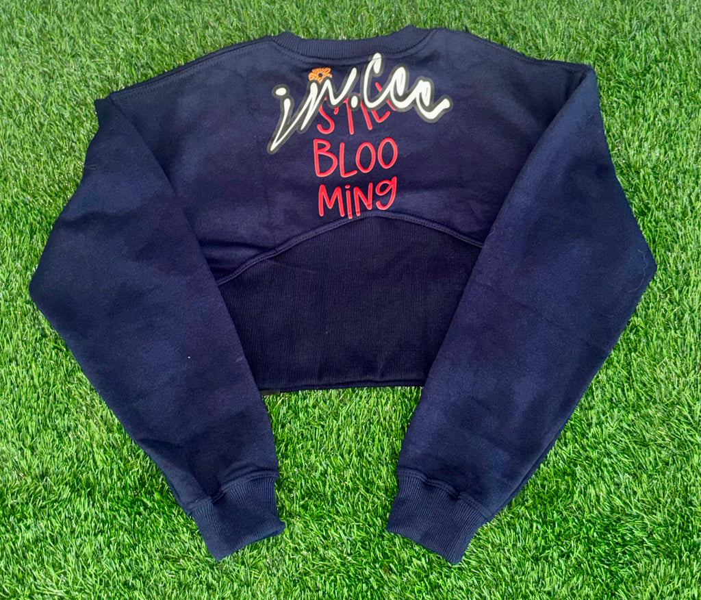 Still Blooming (W) Crop Sweater